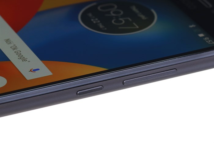 Điện thoại Motorola Moto E4 Plus