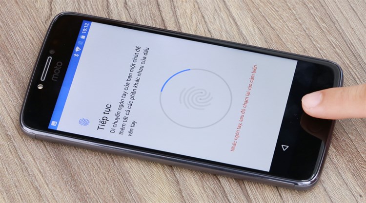 Điện thoại Motorola Moto E4 Plus