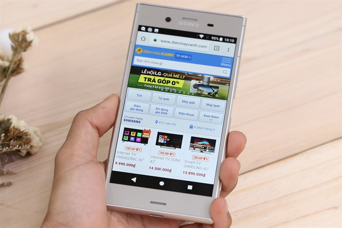 Điện thoại Sony Xperia XZ1 Màu Bạc