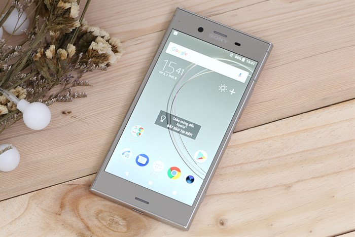 Điện thoại Sony Xperia XZ1 Màu Bạc