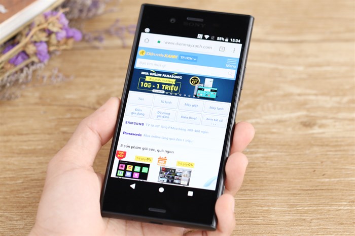 Điện thoại Sony Xperia XZ1 Màu Đen