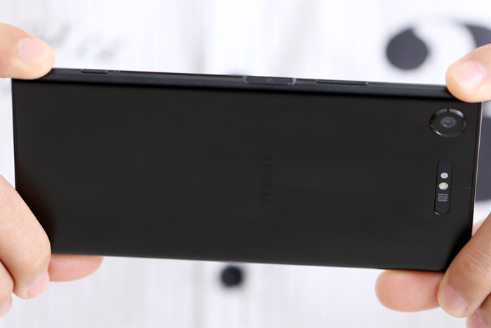 Điện thoại Sony Xperia XZ1 Màu Đen