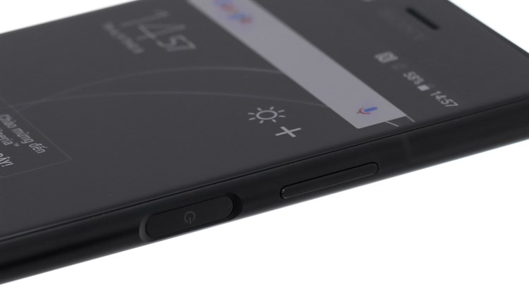 Điện thoại Sony Xperia XZ1 Màu Đen