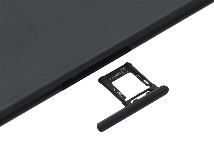 Điện thoại Sony Xperia XZ1 Màu Đen