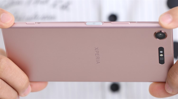 Điện thoại Sony Xperia XZ1 Màu Hồng
