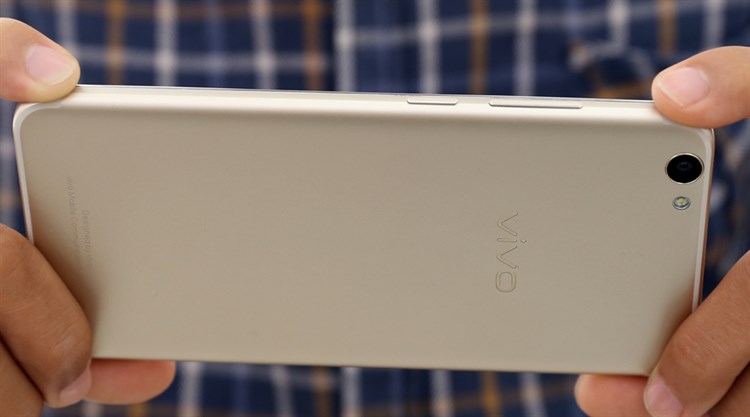 Điện thoại Vivo V5s Màu Vàng đồng