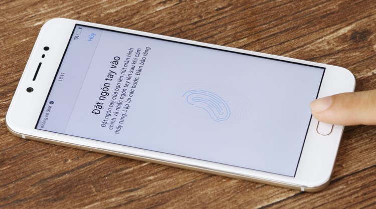 Điện thoại Vivo V5s Màu Vàng đồng