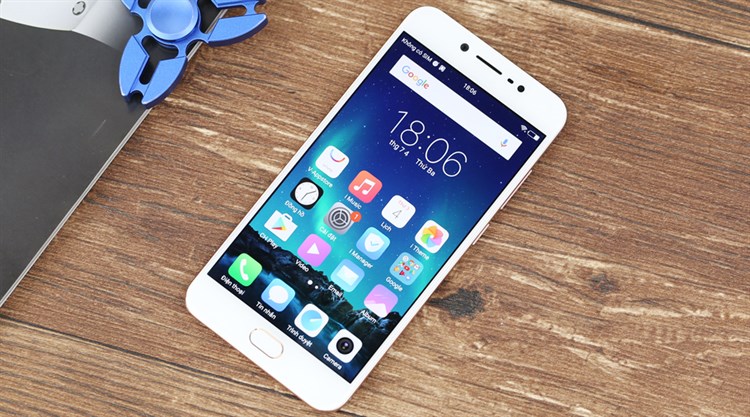 Điện thoại Vivo V5s Màu Vàng Hồng