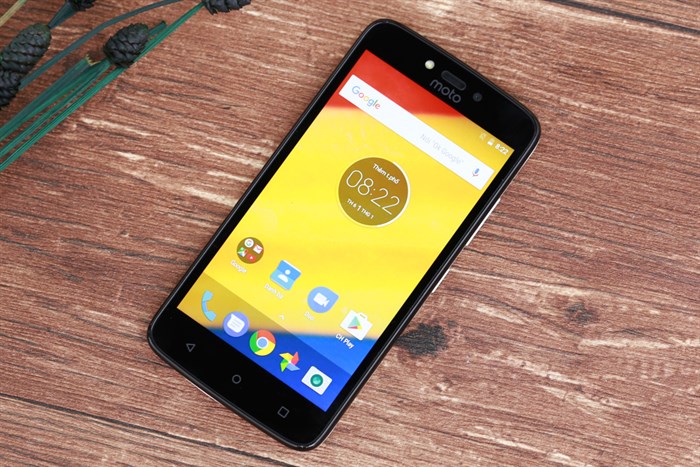 Điện thoại Motorola Moto C Plus