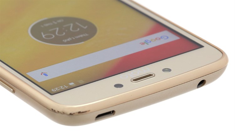 Điện thoại Motorola Moto C Plus