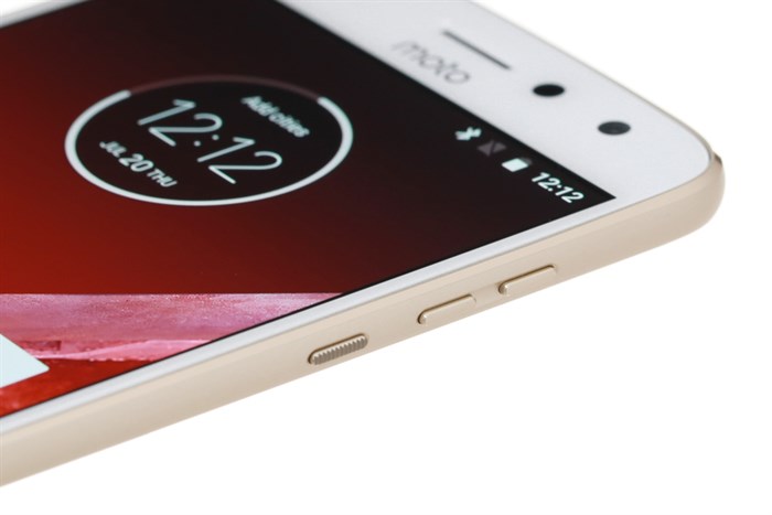 Điện thoại Motorola Moto Z2 Play