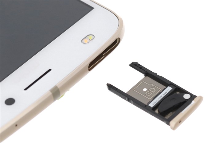 Điện thoại Motorola Moto Z2 Play