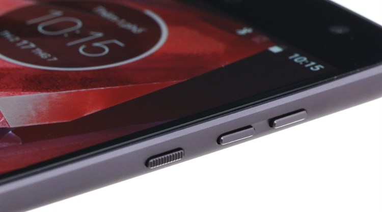 Điện thoại Motorola Moto Z2 Play