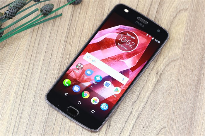 Điện thoại Motorola Moto Z2 Play