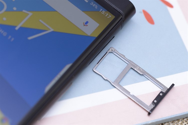 Điện thoại BlackBerry KEYone 4GB/64GB