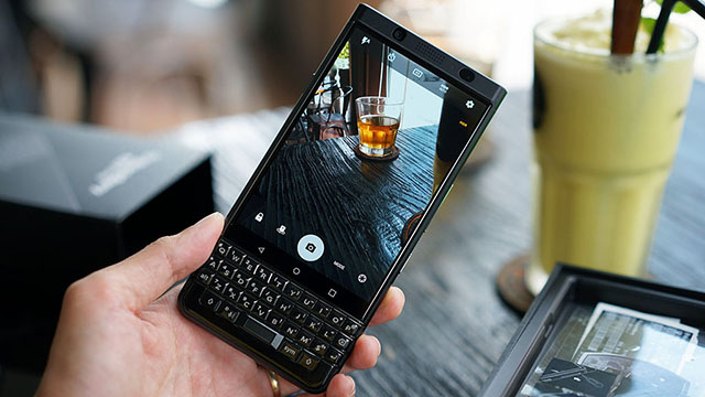 Giao diện camera điện thoại BlackBerry KEYone chính hãng