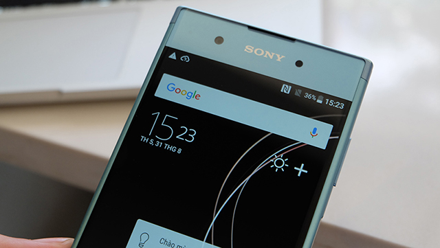 Thưởng thức âm thanh từ điện thoại Sony Xperia XA1 Plus