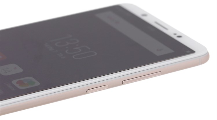 Điện thoại Vivo V7+ Màu Vàng đồng