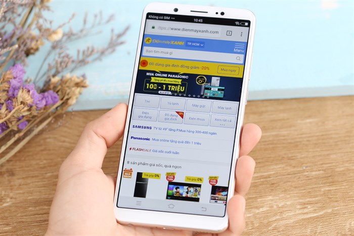 Điện thoại Vivo V7+ Màu Vàng đồng