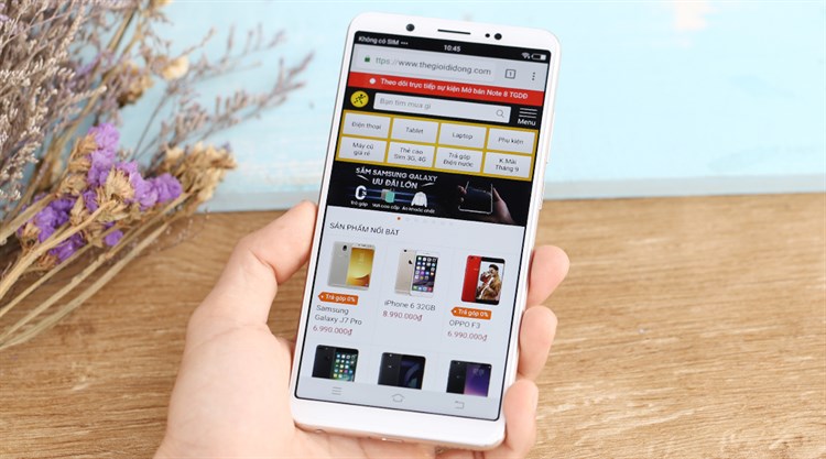 Điện thoại Vivo V7+ Màu Vàng đồng