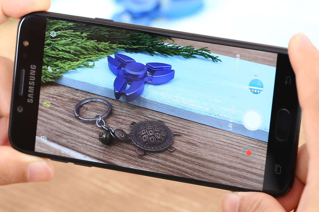 Samsung Galaxy J7+ - 21