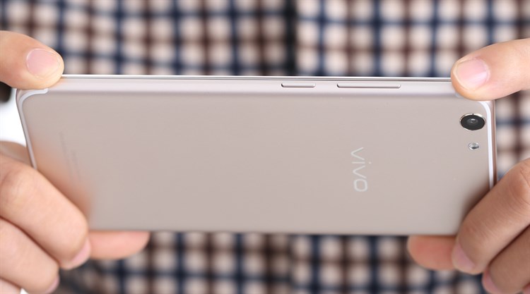 Điện thoại Vivo Y69 Màu Vàng đồng