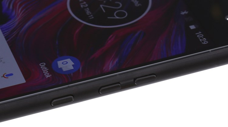 Điện thoại Motorola Moto X4