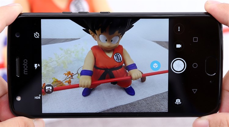 Điện thoại Motorola Moto X4