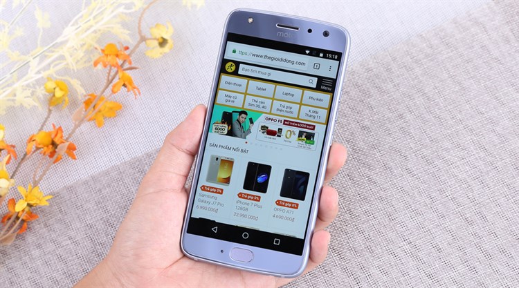 Điện thoại Motorola Moto X4