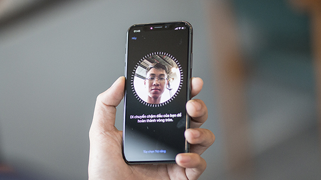 Face ID tiến một bước dài trên iPhone X