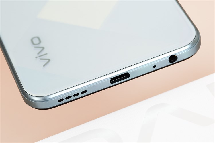 Điện thoại Vivo Y21 Màu Trắng