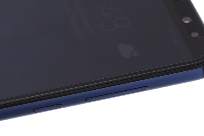 Điện thoại Huawei Nova 2i