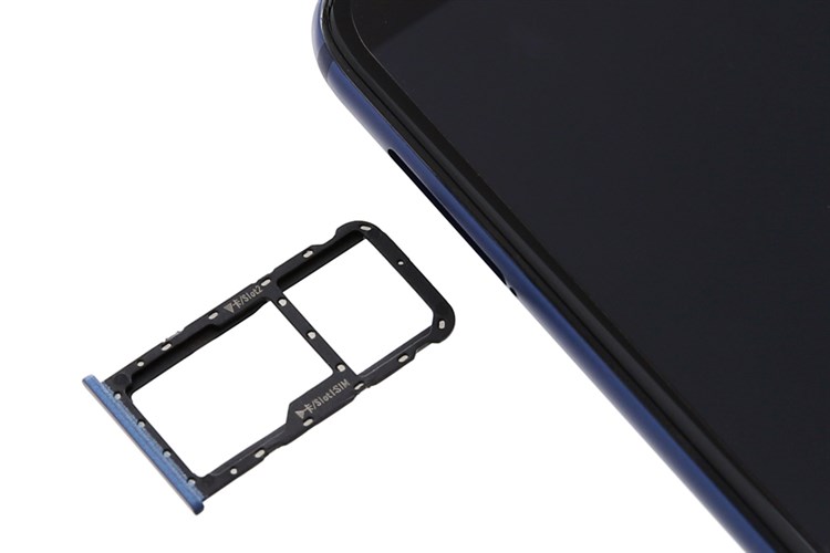 Điện thoại Huawei Nova 2i