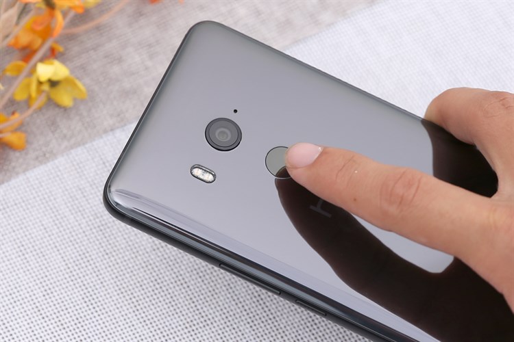 Điện thoại HTC U11 Plus