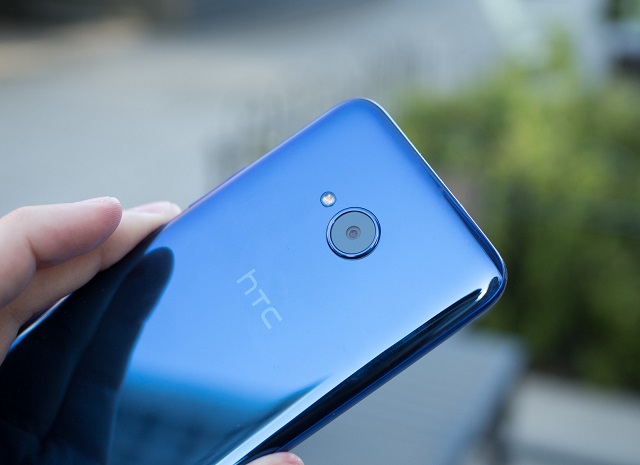 HTC U11 Life