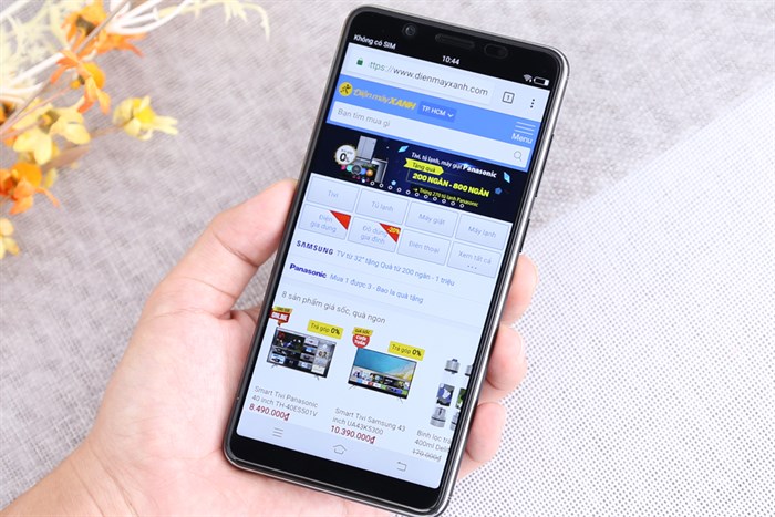 Điện thoại Vivo V7 Màu Đen