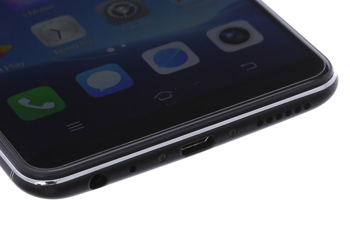 Điện thoại Vivo V7 Màu Đen