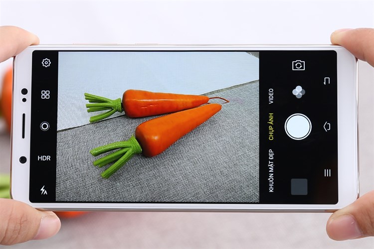 Điện thoại Vivo V7 Màu Vàng đồng