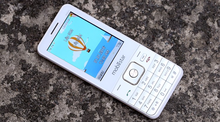 Điện thoại Mobiistar B821 Trắng