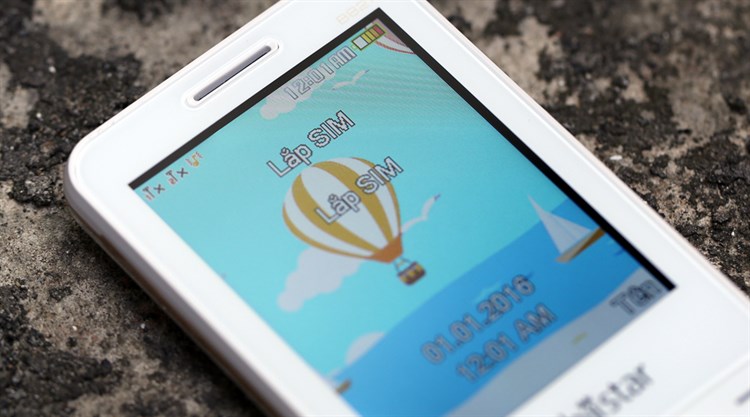 Điện thoại Mobiistar B821 Trắng
