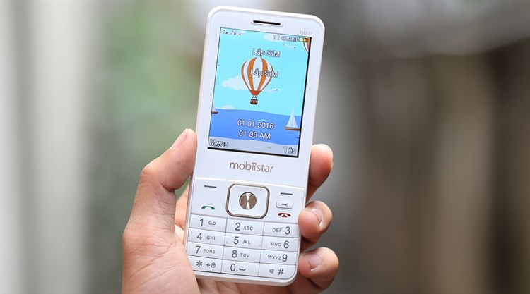 Điện thoại Mobiistar B821 Trắng