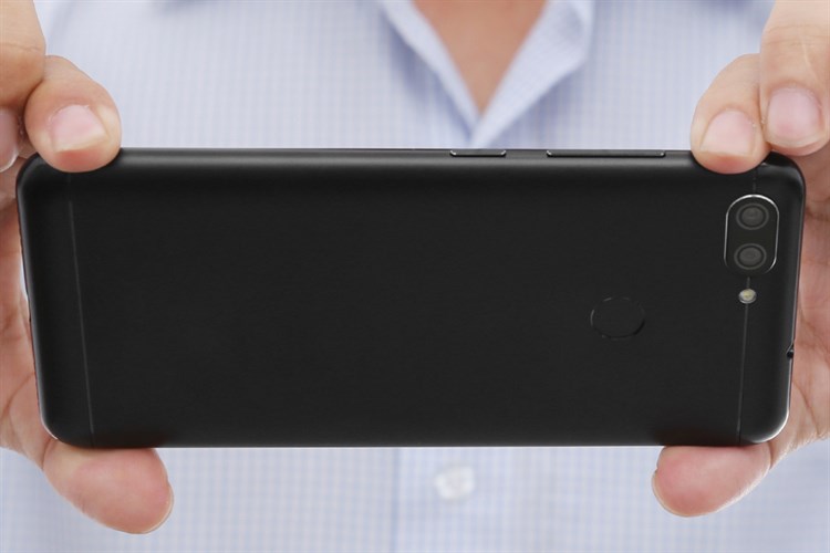 Điện thoại ASUS Zenfone Max Plus M1 - ZB570TL