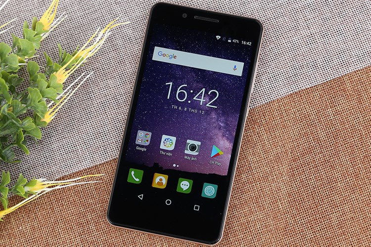 Điện thoại Philips S327