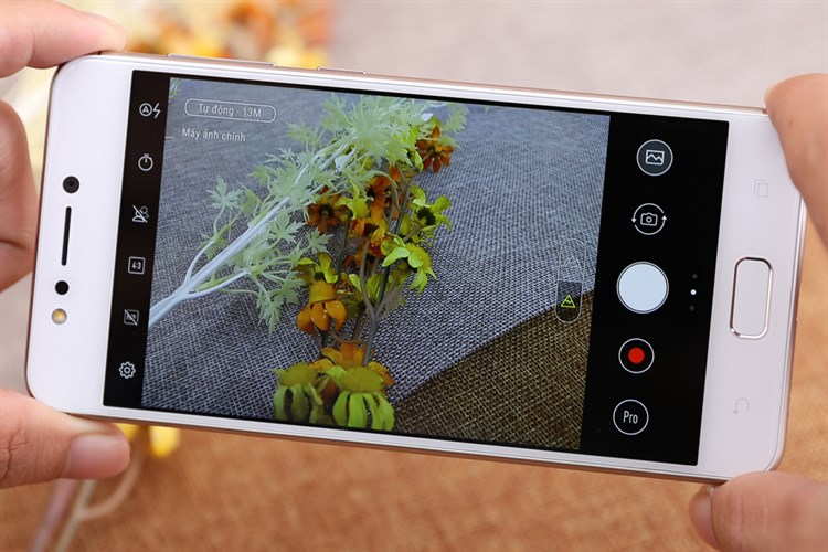 Điện thoại Asus Zenfone 4 Max ZC520KL