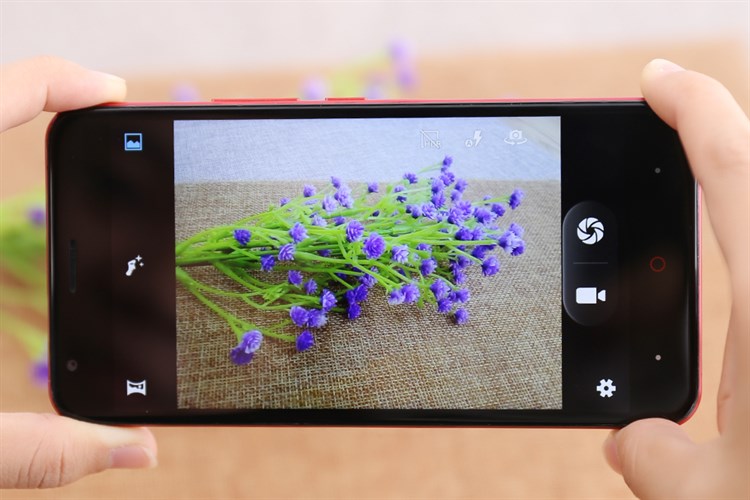 Điện thoại Mobell Nova P3