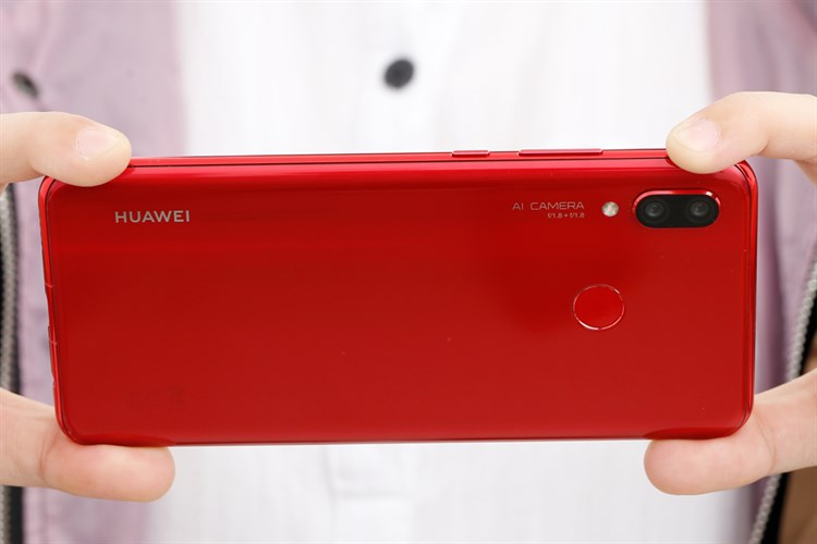 Điện thoại Huawei Nova 3