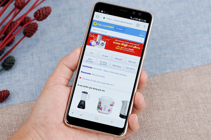 Điện thoại Samsung Galaxy A8 (2018)