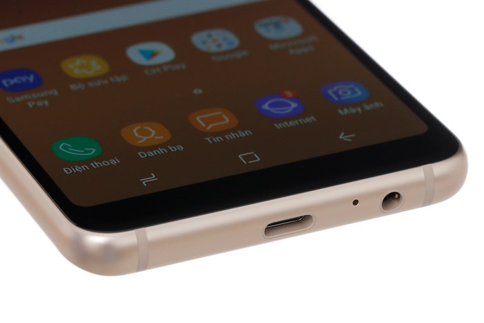 Điện thoại Samsung Galaxy A8 (2018)