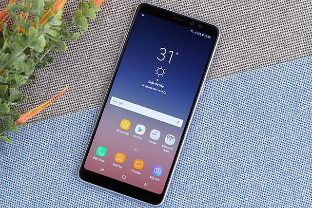 Màn hình điện thoại Samsung Galaxy A8+ (2018)