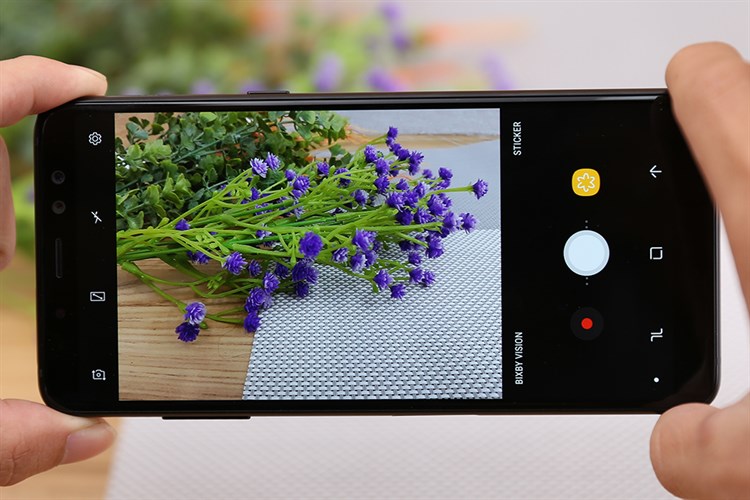 Điện thoại Samsung Galaxy A8+ (2018)